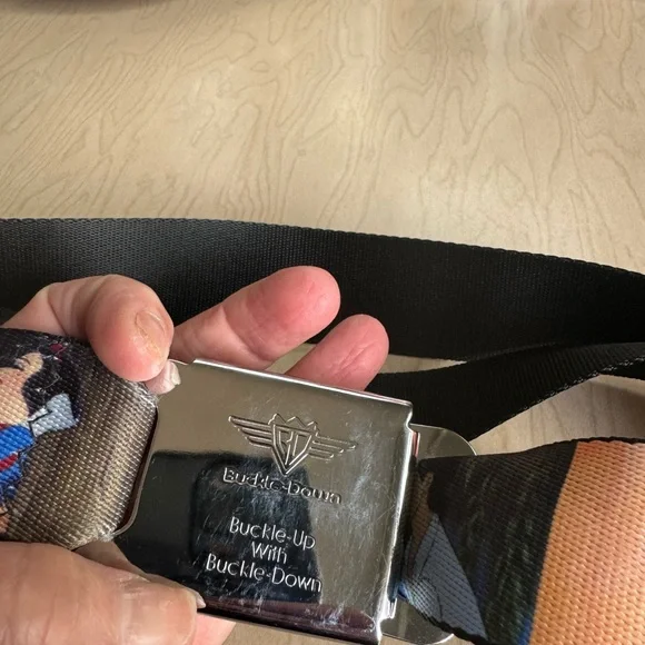 Buckledown Adjustable Disney Seatbelt Princess Belt - Picture 4 of 8